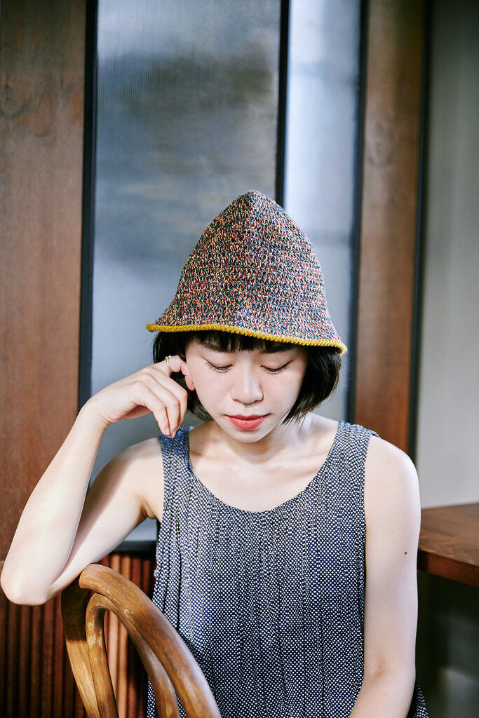顏色｜寶石綠x銅黃 材質｜棉線 cotton 100% 製造｜手工編織 made in Taiwan 頭圍｜ 54~58 cm